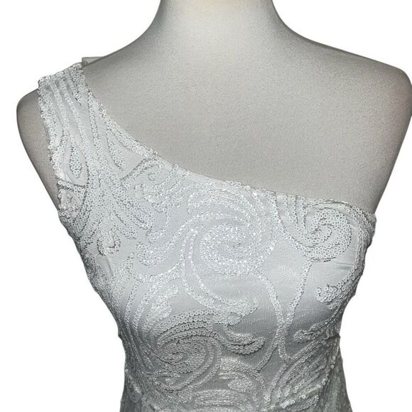 Lulu’s Madina White Sequin One-Shoulder Bodycon Mini Dress size X-Small XS - Picture 4 of 9